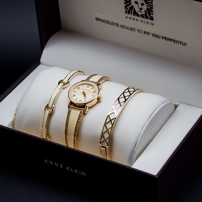 Anne Klein 2052IVST